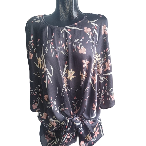 Vince Camuto black floral print short sleeve blouse Sz.3X - Picture 1 of 7
